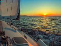 Start i koniec rejsu marina Baotic (Trogir). Odwiedzimy wyspy Dalmacji Południowej. W zależności od pogody zobaczymy Mljet, Soltę, Hvar, Vis, Brać, Zjemy kalmary w Makarskiej a doradę w Milnej