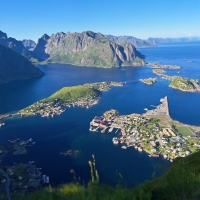 Tromso - Finnsnes - Trollfjord - Svolvaer - Henningsvaer - Reine - Bodo