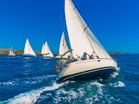 Początek i zakończenie rejsu: marina Betina (Murter), Chorwacja. Trasa: porty Dalmacji, w zależności od pogody. <br />Start: sobota godz. 17:00, koniec: sobota godz. 08:00.