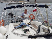  Marina Kastela (Split Airport)  - Primosten -Hvar -Split - Trogir - Vela Luka - Korcula- Vis - Marina Kastela (Split Airport). ok 150 Nm. Powyższa trasa uzależniona jest od pomyślnych wiatrów, o odbywanej trasie decyduje załoga z kapitanem.
